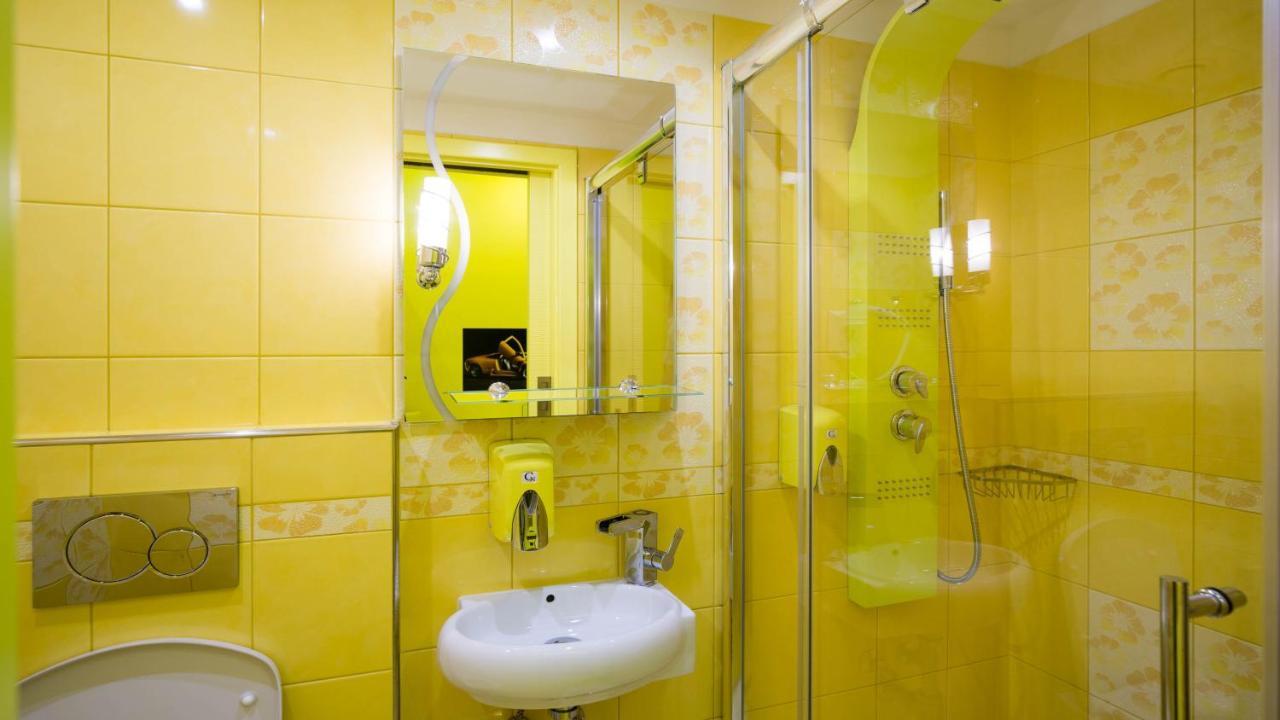 Apartment Colours - Your 7 Colour Experience In Centre Of Prague Praga Exterior foto